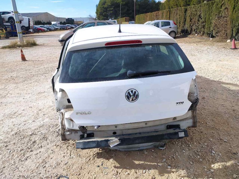 volkswagen polo (6r1) del año 2012