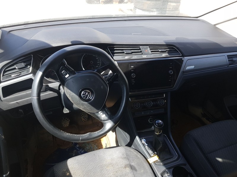 volkswagen touran (5t1) del año 2018