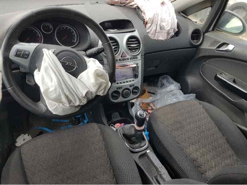 opel corsa d del año 2013