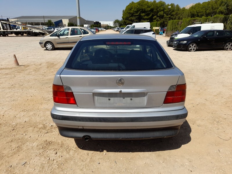 bmw 3 compact (e36) del año 1997