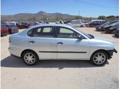 SEAT CORDOBA BERLINA (6L2)