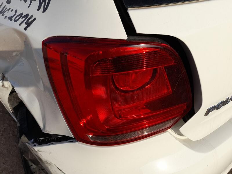 Recambio de piloto trasero izquierdo para volkswagen polo v (6r1, 6c1) 1.2 tdi referencia OEM IAM 6R0945095AH  