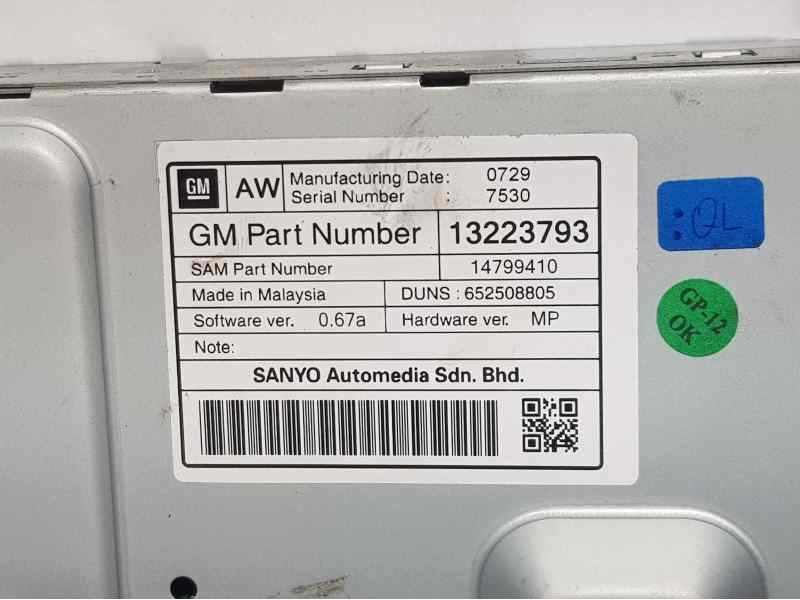 Recambio de pantalla multifuncion para opel insignia berlina edition referencia OEM IAM 13223793 14799410 PANTALLA GPS SANYO