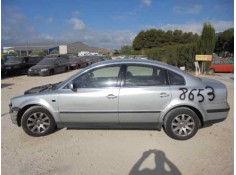 VOLKSWAGEN PASSAT BERLINA (3B3)