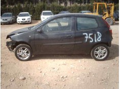 FIAT PUNTO BERLINA (188)