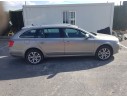 skoda superb combi (3t5) del año 2011