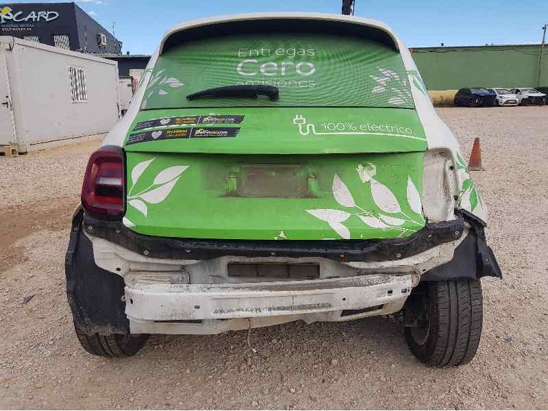 fiat 500 e del año 2022