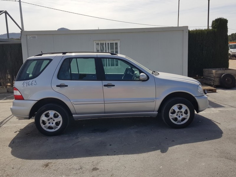 mercedes-benz clase m (w163) del año 2004