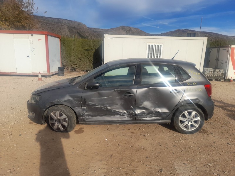 volkswagen polo v (6r1, 6c1) del año 2010