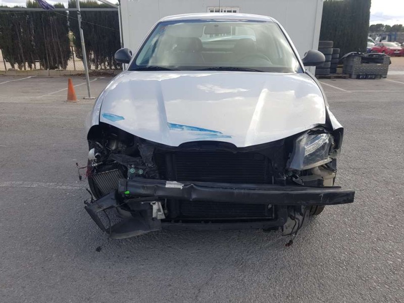 seat cordoba berlina (6l2) del año 2003