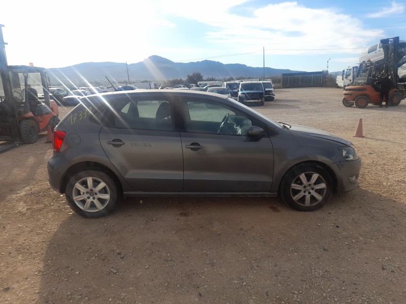 volkswagen polo v (6r1, 6c1) del año 2010