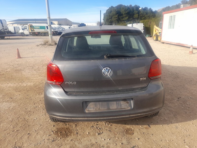 volkswagen polo v (6r1, 6c1) del año 2010