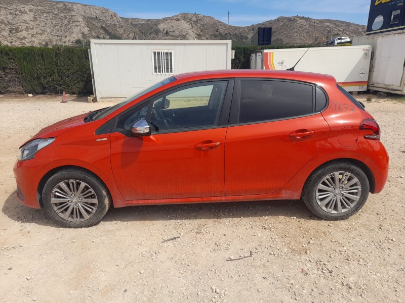 peugeot 208 i (ca_, cc_) del año 2018