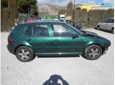 VOLKSWAGEN GOLF IV BERLINA (1J1)