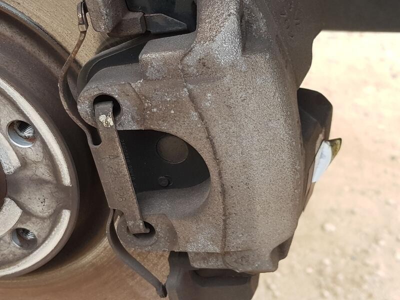 Recambio de pinza freno delantera derecha para peugeot 3008 ii suv (mc_, mr_, mj_, m4_) 1.2 thp/ puretech 130 (mrhnsm, mrhnsu, m