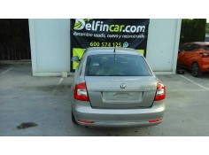 SKODA OCTAVIA BERLINA (1Z3)