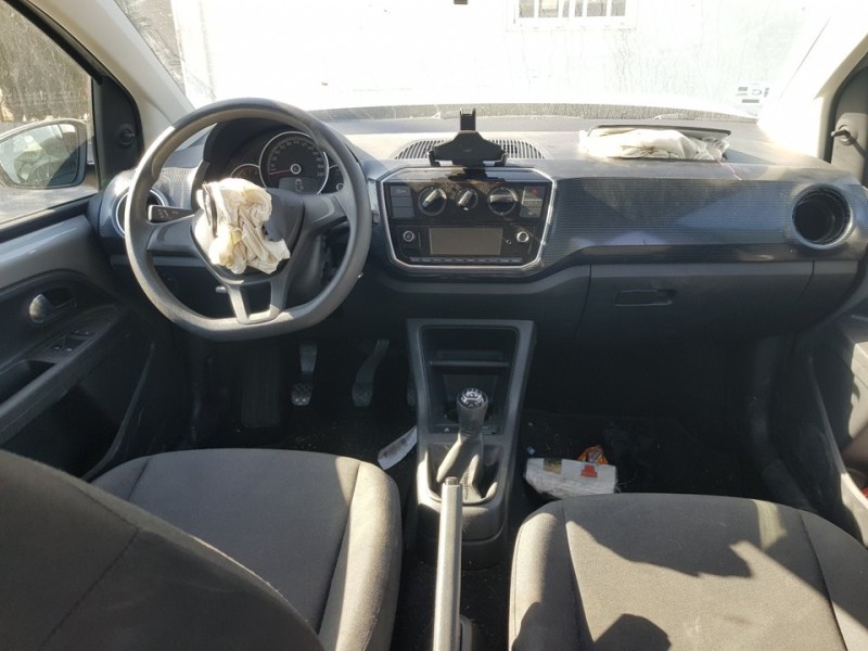 volkswagen up! (122) del año 2021