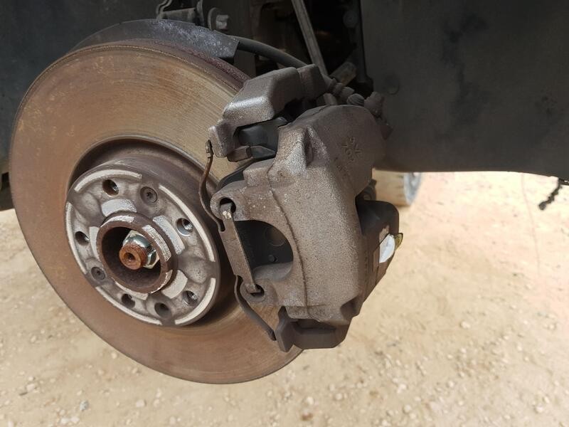 Recambio de pinza freno delantera derecha para peugeot 3008 ii suv (mc_, mr_, mj_, m4_) 1.2 thp/ puretech 130 (mrhnsm, mrhnsu, m