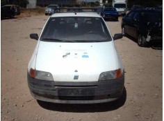 FIAT PUNTO BERLINA (176)