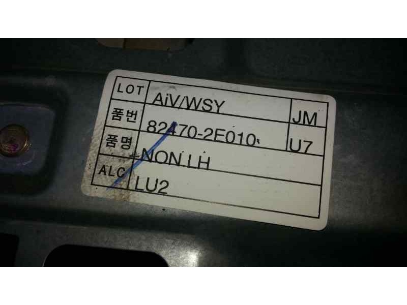 Recambio de elevalunas delantero izquierdo para hyundai tucson (jm) 2.0 crdi comfort (4wd) referencia OEM IAM 824702E010 2 PINS 