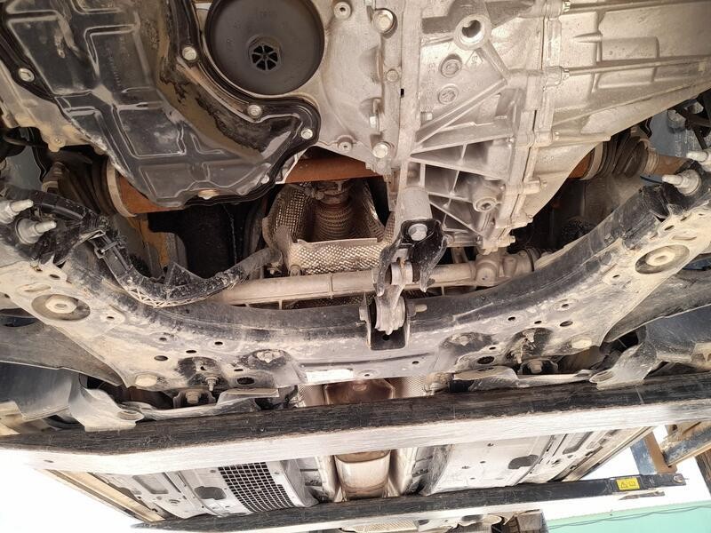 Recambio de puente delantero para mitsubishi asx (vsx_, vse_) 1.3 mhev (vsxg3) referencia OEM IAM MQ001920  