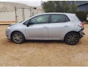 toyota auris del año 2009