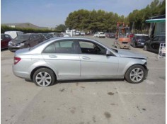 MERCEDES-BENZ CLASE C (W204) BERLINA