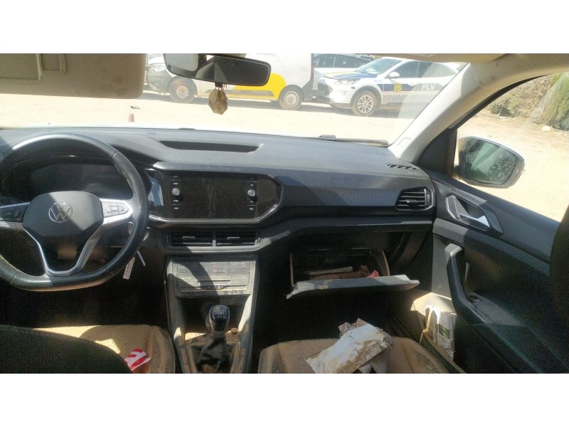 volkswagen t-cross (c11, d31) del año 2023