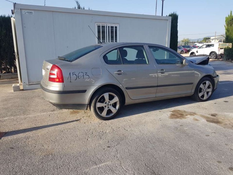 skoda octavia berlina (1z3) del año 2008