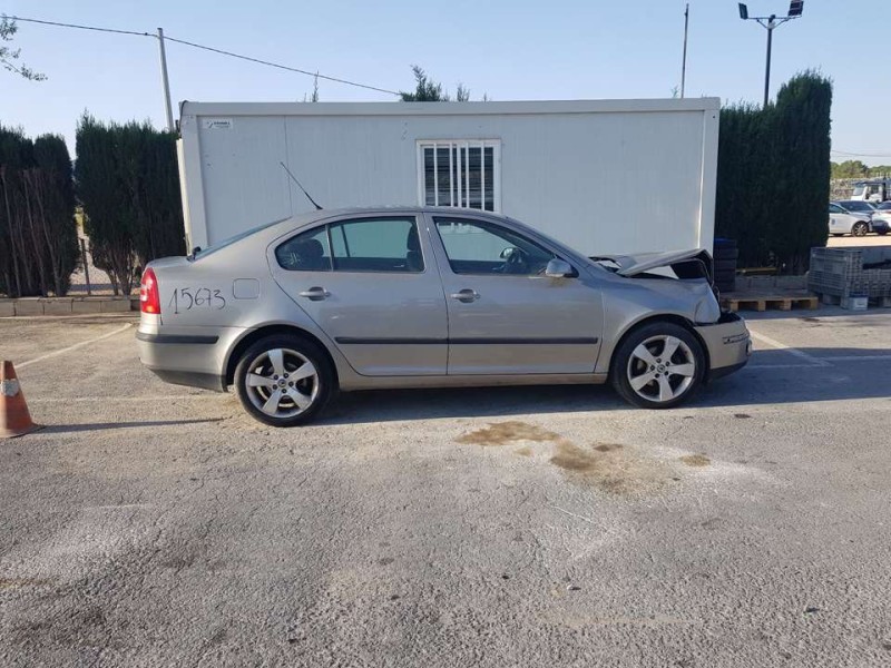 skoda octavia berlina (1z3) del año 2008