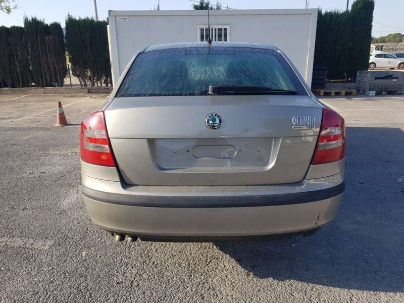 skoda octavia berlina (1z3) del año 2008
