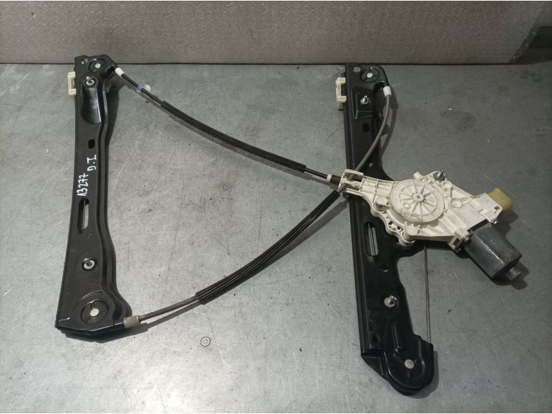 Recambio de elevalunas delantero izquierdo para bmw serie 1 berlina (e81/e87) 116i referencia OEM IAM 7138462E 6 PINS ELECTRICO 