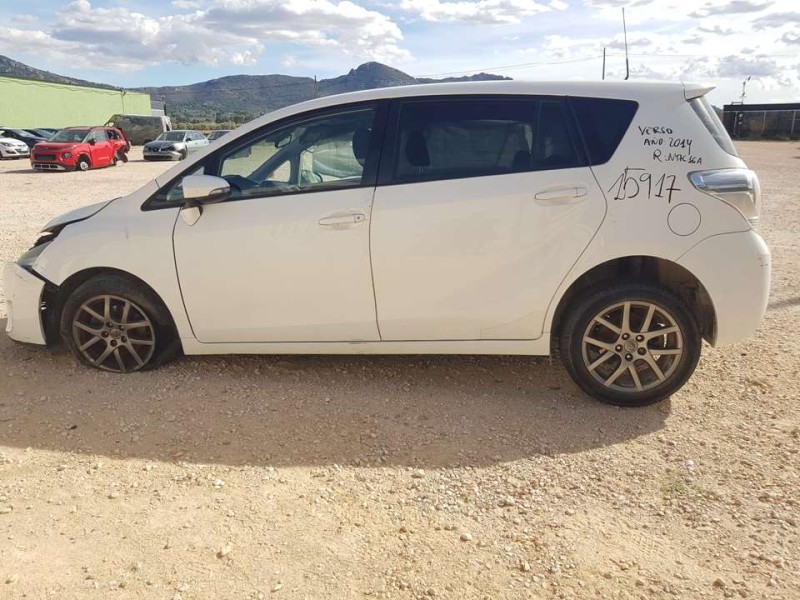 toyota verso del año 2014