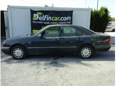 MERCEDES-BENZ CLASE E (W210) BERLINA