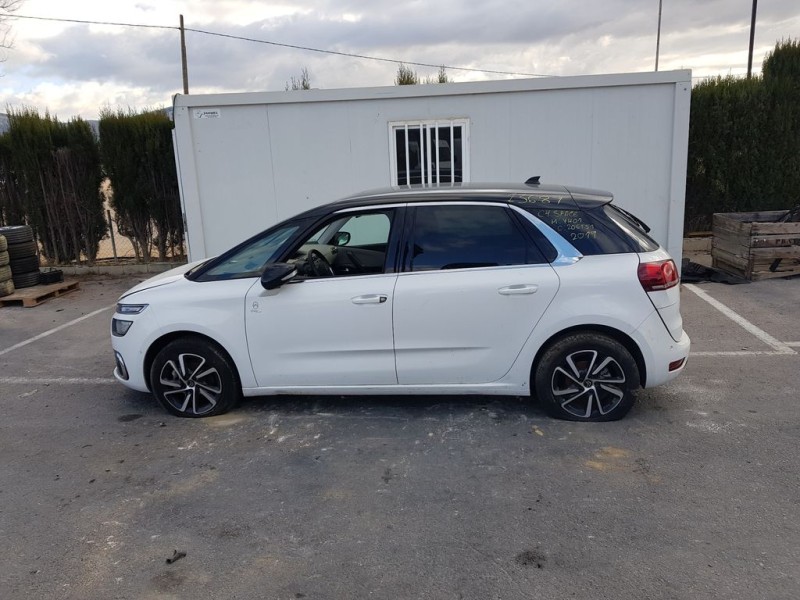 citroën c4 space tourer del año 2019
