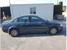 VOLKSWAGEN PASSAT BERLINA (3B3)