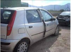 FIAT PUNTO BERLINA (188)