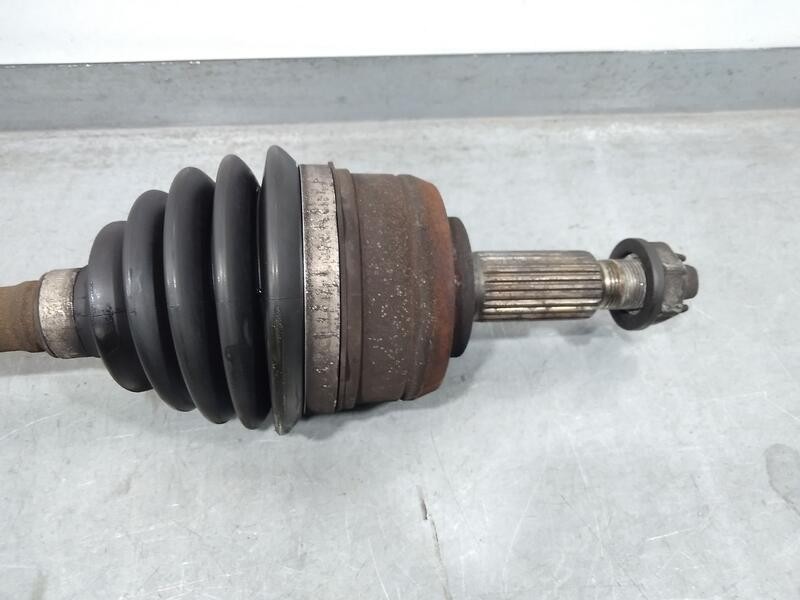 Recambio de transmision delantera izquierda para dacia dokker ambiance referencia OEM IAM 391011406R  