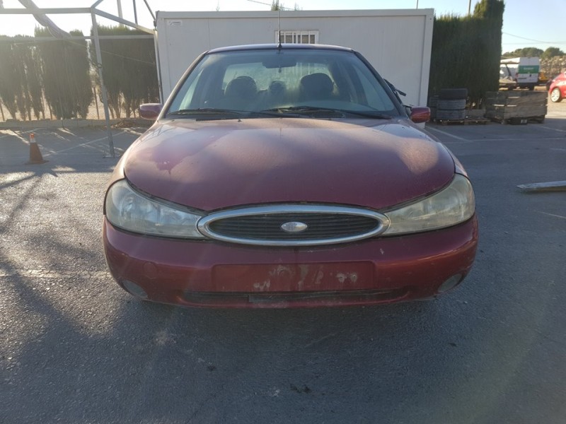 ford mondeo berlina (gd) del año 2000