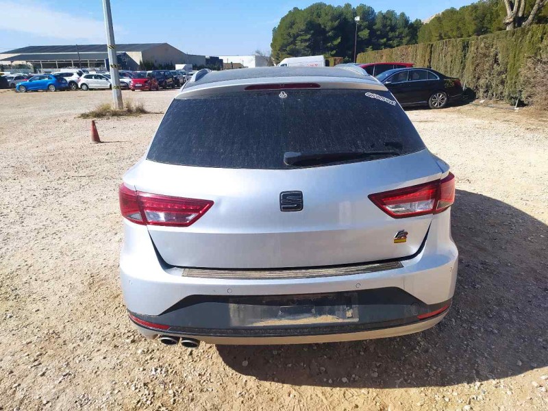 seat leon st (5f8) del año 2014