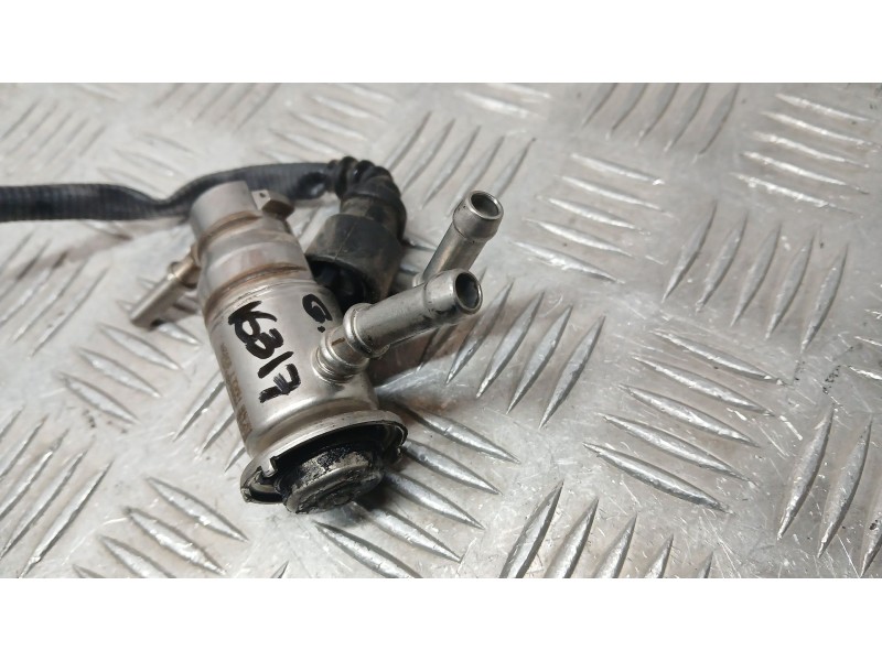 Recambio de inyector adblue para renault express advance referencia OEM IAM 208995377R  A2C39941900