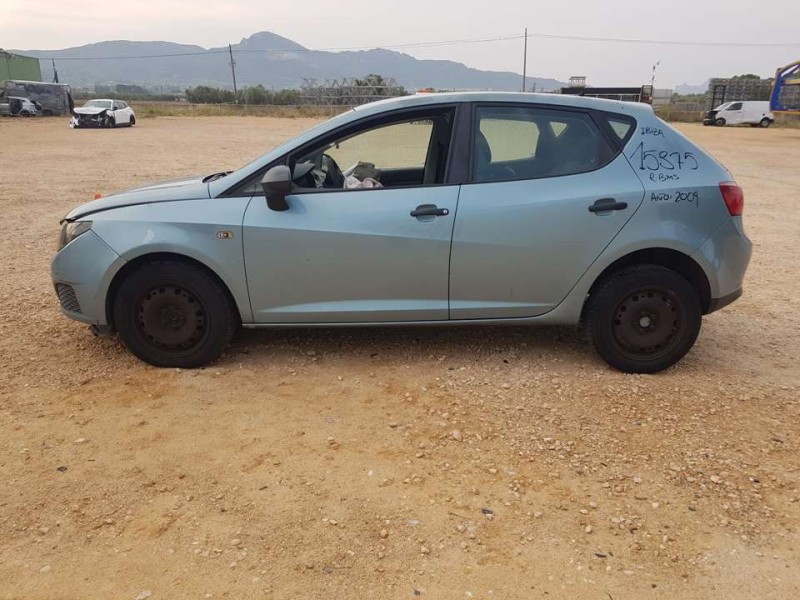 seat ibiza (6j5) del año 2009