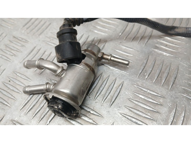 Recambio de inyector adblue para renault express advance referencia OEM IAM 208995377R  A2C39941900