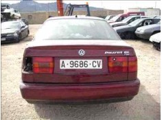 VOLKSWAGEN PASSAT BERLINA (3A2)