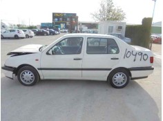 VOLKSWAGEN VENTO (1H2)