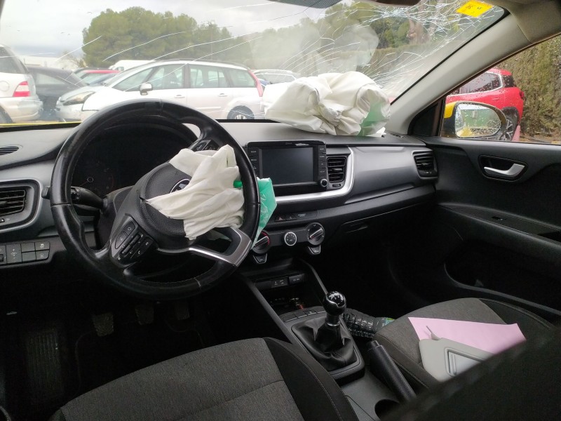 kia stonic (yb) del año 2018