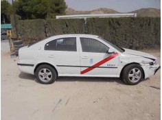 SKODA OCTAVIA BERLINA (1U2)