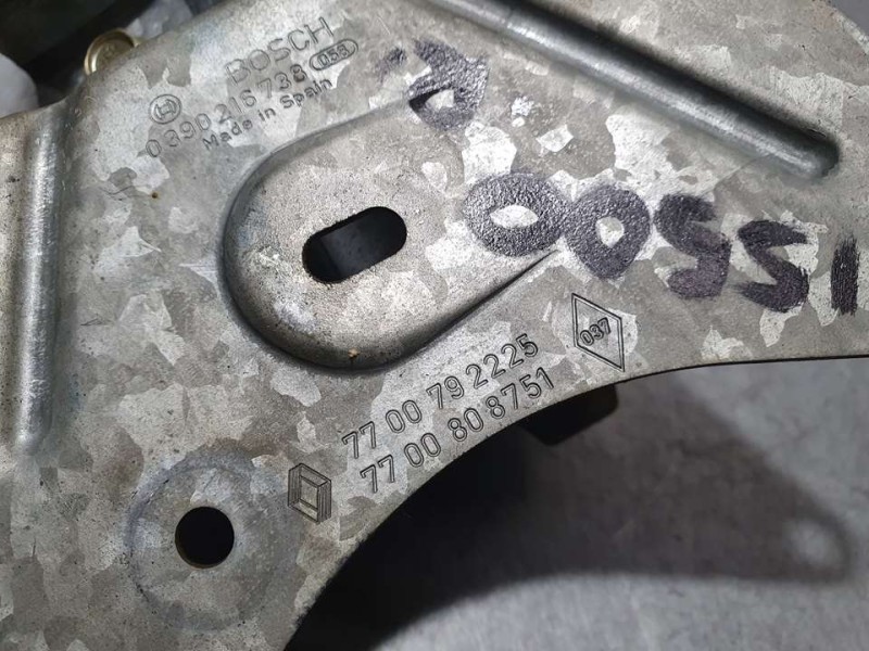 Recambio de motor limpia trasero para renault clio i fase i+ii (b/c57) 1.2 rl referencia OEM IAM 7700792225 0390216738 BOSCH
