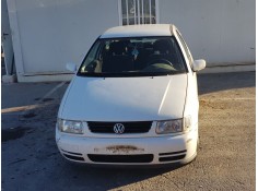 VOLKSWAGEN POLO BERLINA (6N1)