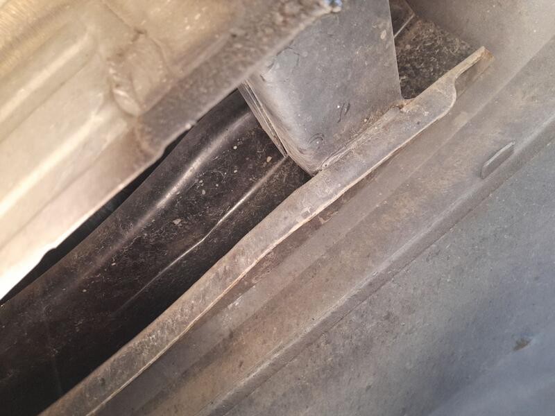 Recambio de refuerzo paragolpes trasero para volkswagen polo v (6r1, 6c1) 1.2 tdi referencia OEM IAM 6R0807305A  